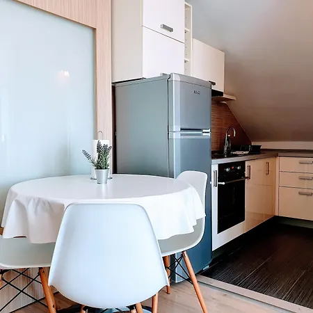 Johnny Apartment Podstrana