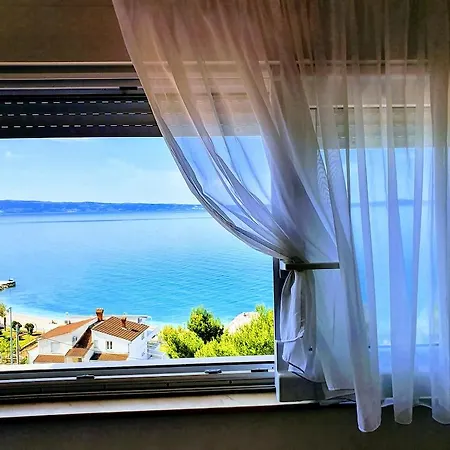 Johnny Apartment Podstrana