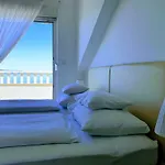 Smartstay Johnny Apartman Podstrana