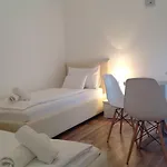 Smartstay Johnny Apartment