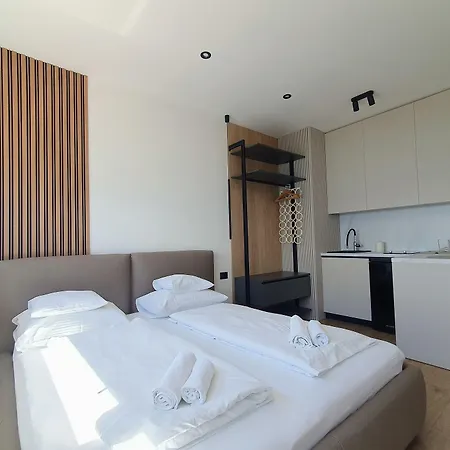 Апартаменти Smartstay Johnny Подстрана