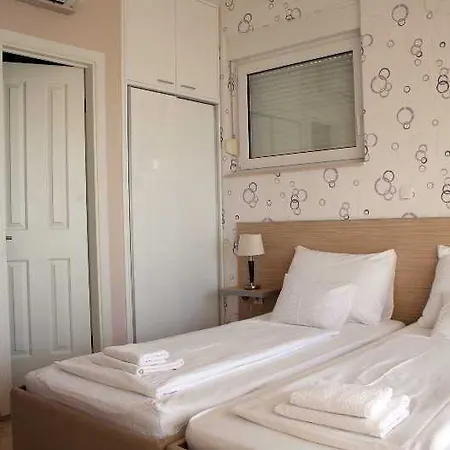 Johnny Apartman Podstrana