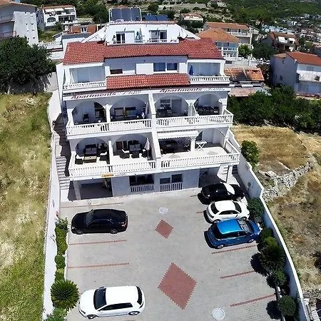 Johnny Apartman Podstrana