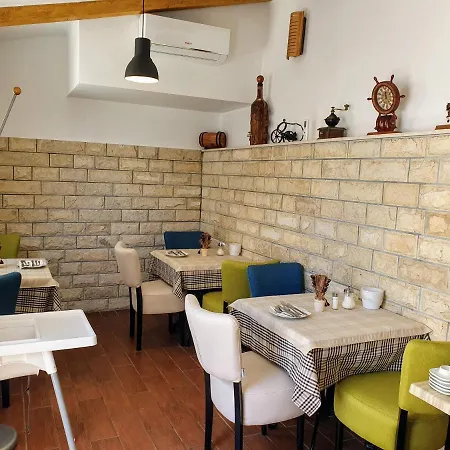 Apartman Johnny Podstrana